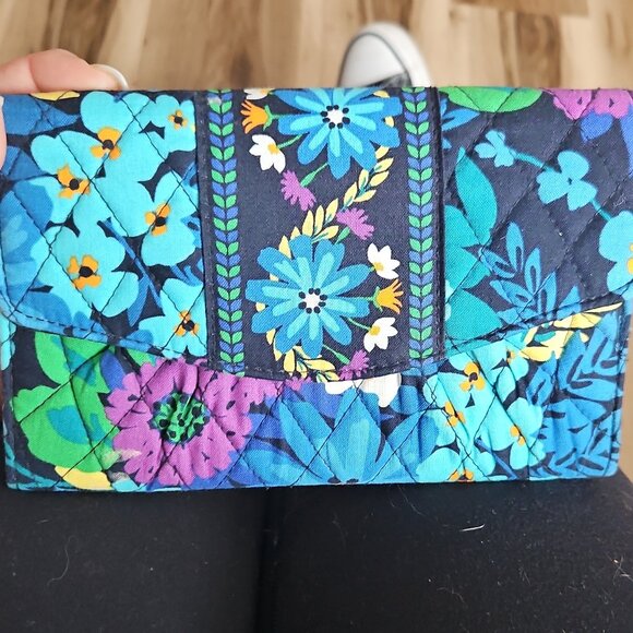 Vera Bradley wallet - Picture 3 of 4